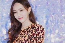 娱乐吃瓜酱蓝妮妮,娱乐吃瓜酱的时尚生活与潮流风向标  第1张