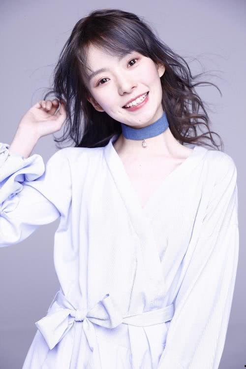 娱乐吃瓜姐陈卓璇,娱乐吃瓜界的风云人物  第1张